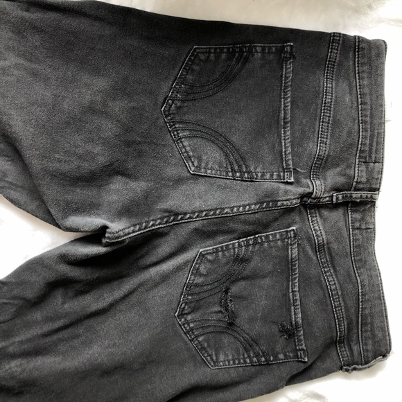 Hollister distressed skinny jean - Picture 2 of 3